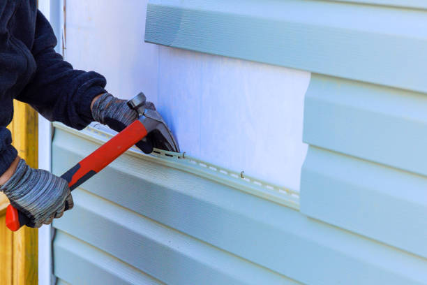 Reliable Wood Siding contractor in Trenton, IL by Squared Siding